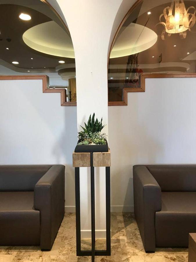 意大利酒店 比比翁 外观 照片
